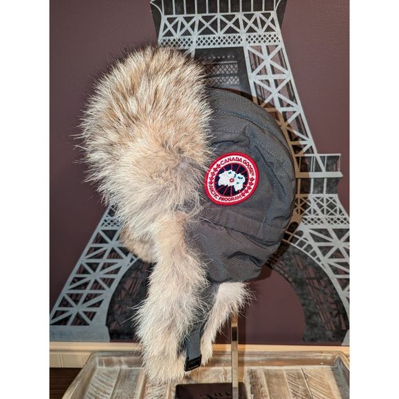 Canada Goose Aviator Hat, Gray, S/M - Picture 1 of 10